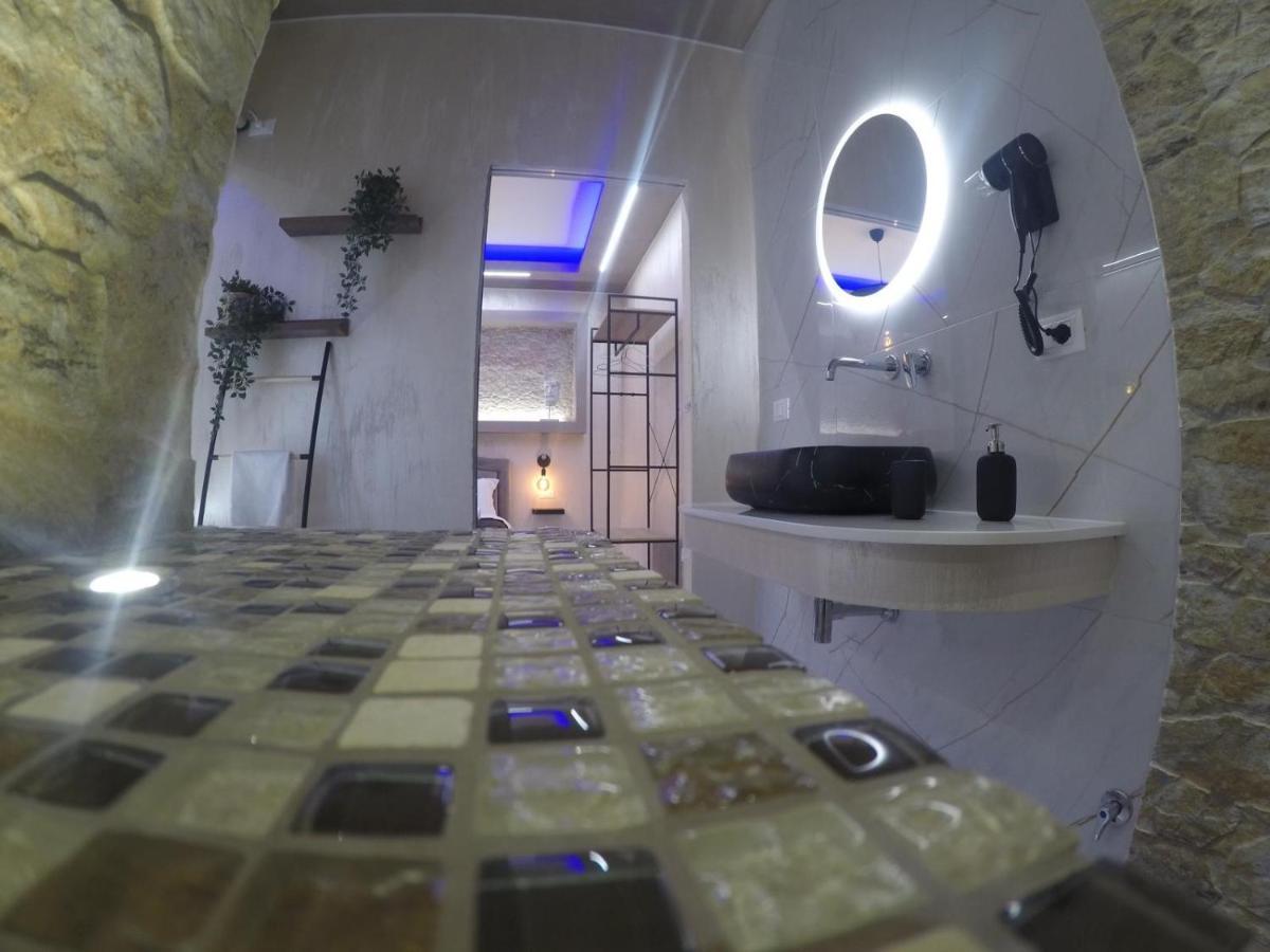 Le Camere Luxury Rooms Siracusa Syracuse ภายนอก รูปภาพ