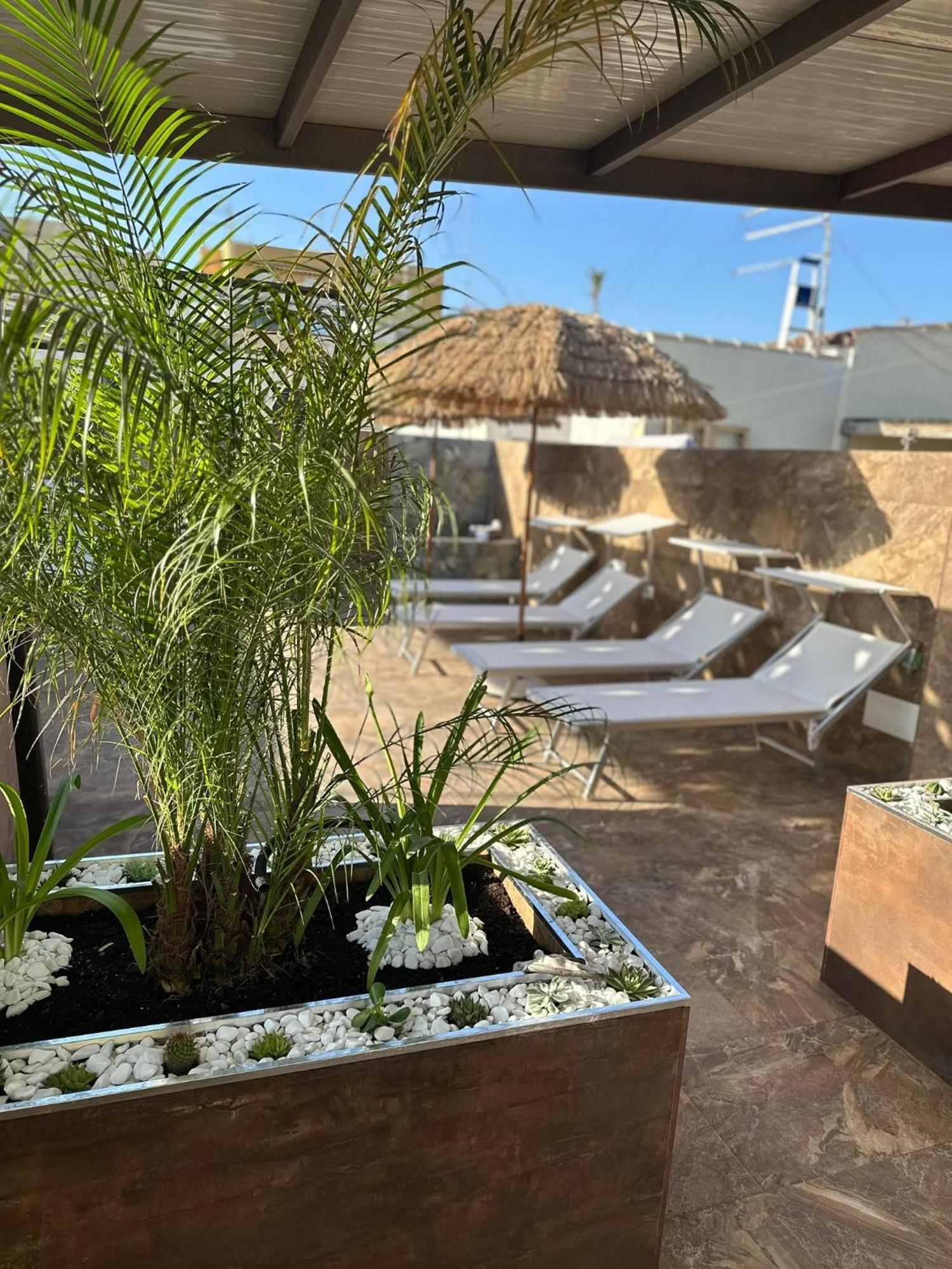 Le Camere Luxury Rooms Siracusa Syracuse ภายนอก รูปภาพ